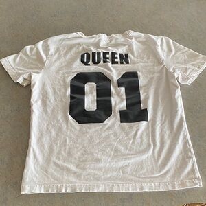 Classic White Crewneck Queen T-Shirt - Unbranded